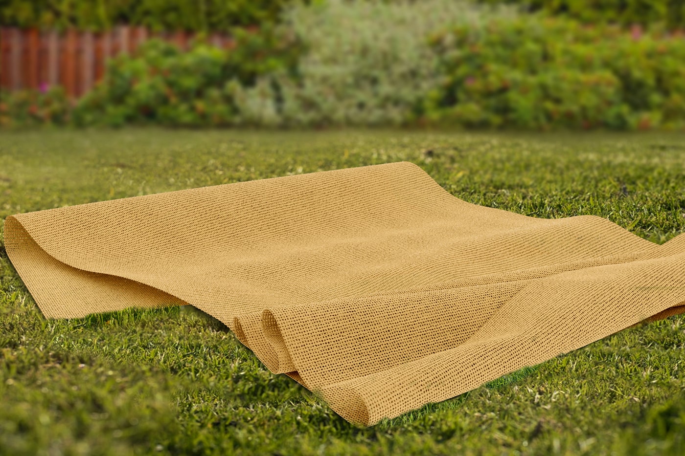 Seasonal Uses of Burlap in Garden Maintenance