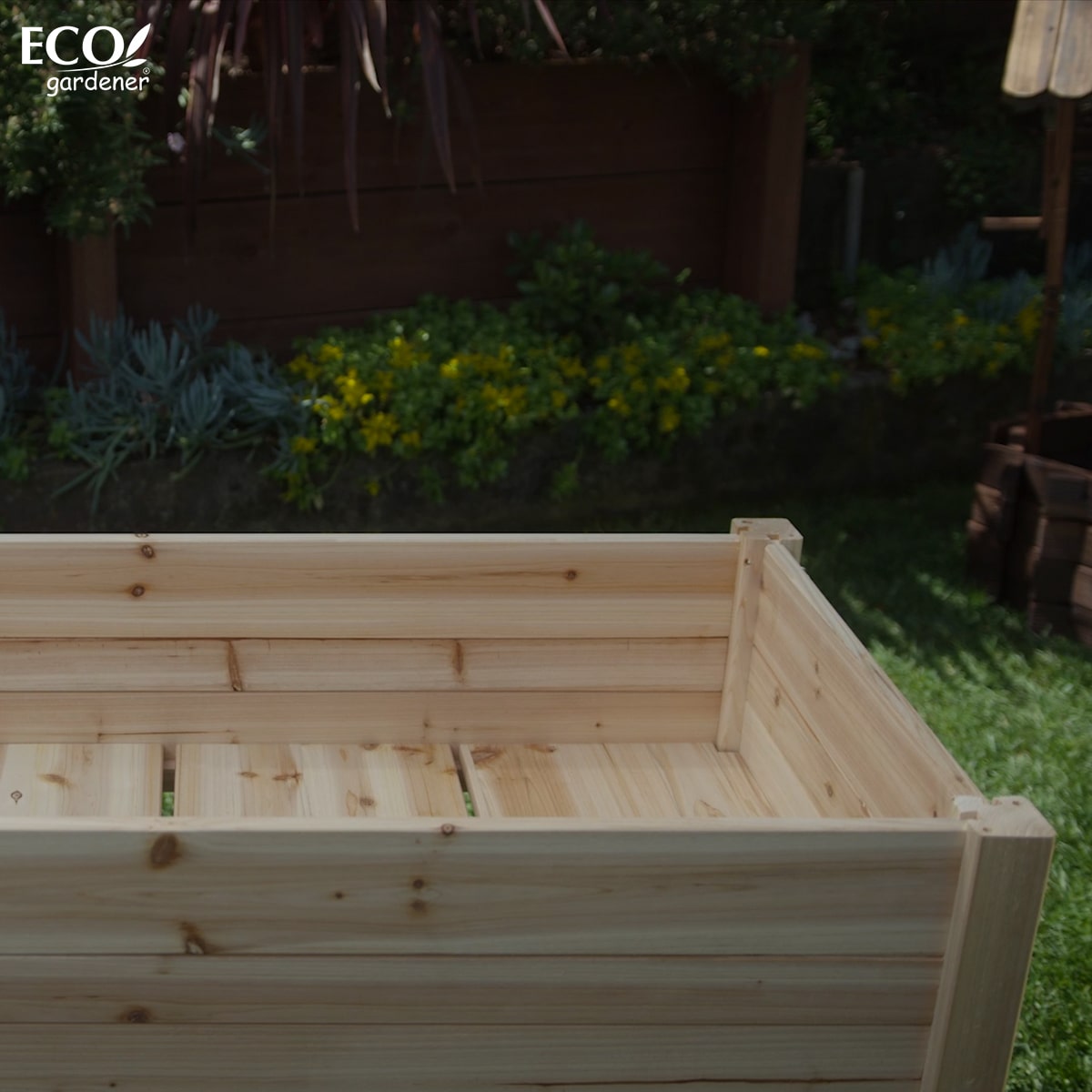 A closeup look of Ecogardener Elevated Raised Bed