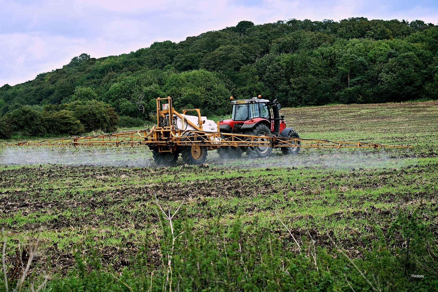 truck spraying fertilizer